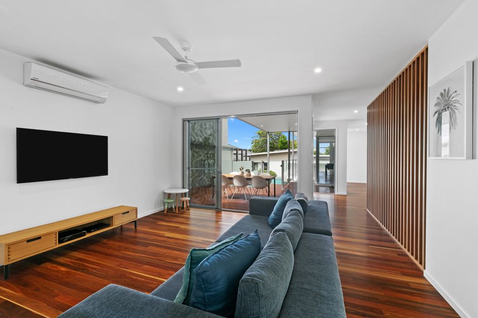 27 Headlands Court, Moffat Beach, QLD 4551