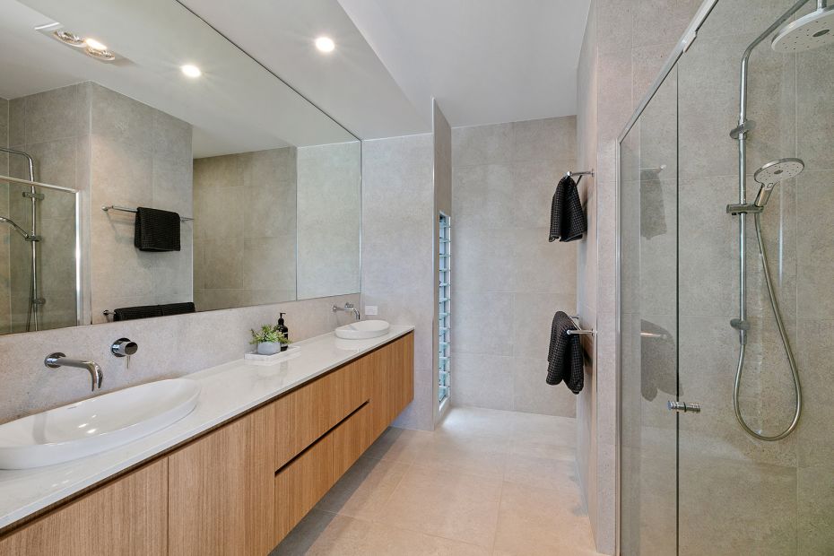 27 Headlands Court, Moffat Beach, QLD 4551