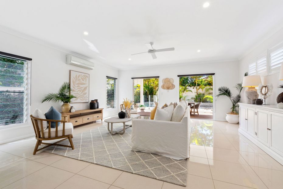 27A Macdonald Street, Dicky Beach, Qld 4551