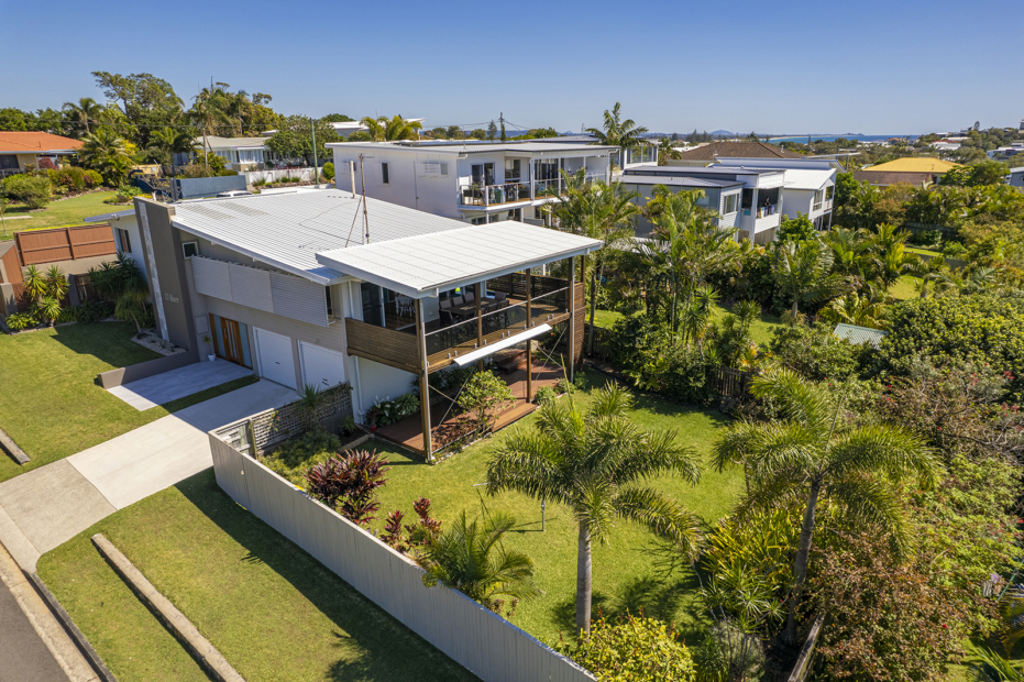 11 Barr Avenue, Shelly Beach, Qld 4551