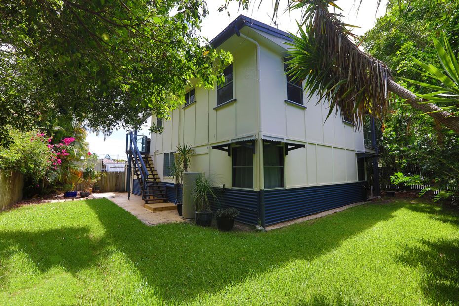 8B Buccleugh Street, Moffat Beach, Qld 4551