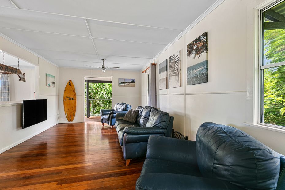 8B Buccleugh Street, Moffat Beach, Qld 4551