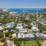 5 Headlands Court, Moffat Beach, Qld 4551