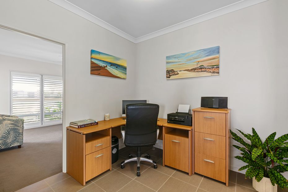5 Dicky Beach Close, Dicky Beach, Qld 4551