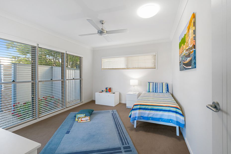 5 Dicky Beach Close, Dicky Beach, Qld 4551