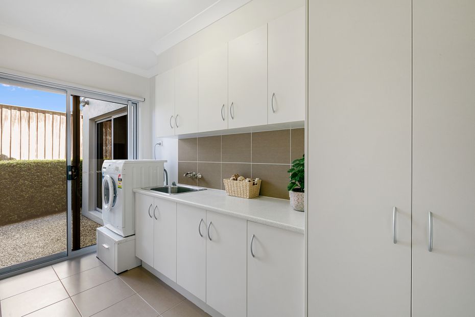5 Dicky Beach Close, Dicky Beach, Qld 4551