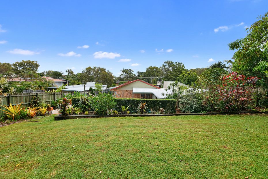 11 Gladstone Parade, Moffat Beach, Qld 4551