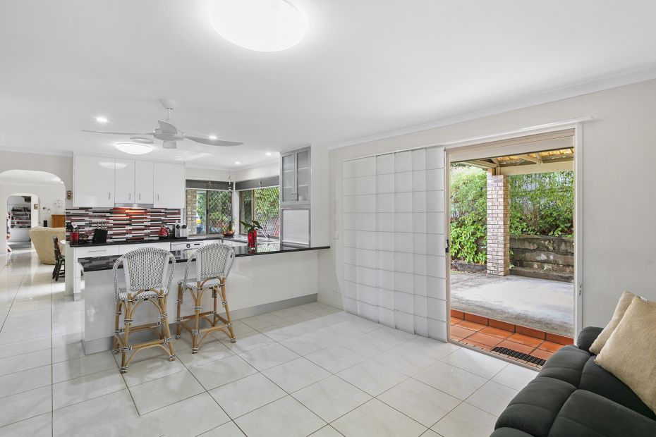 11 Gladstone Parade, Moffat Beach, Qld 4551