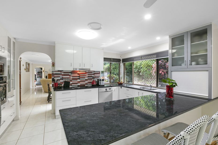 11 Gladstone Parade, Moffat Beach, Qld 4551
