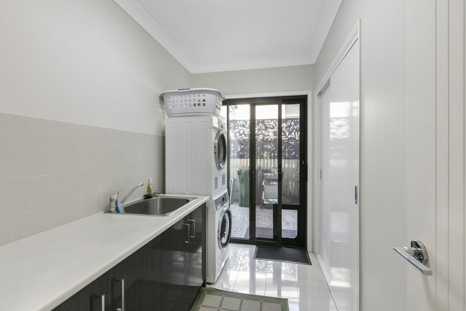 55 Dicky Beach Close, Dicky Beach, Qld 4551
