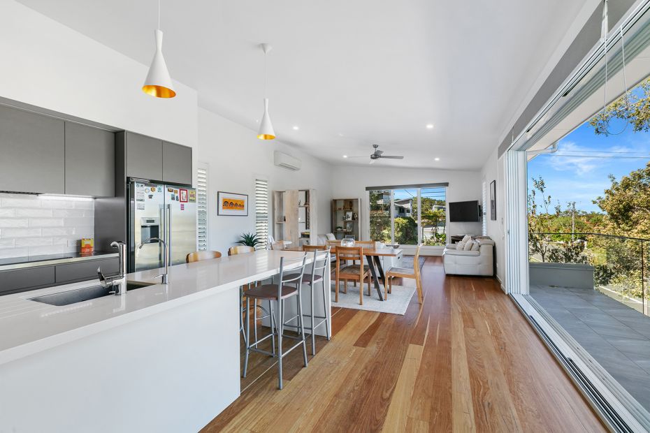 1 Russell Street, Moffat Beach, Queensland 4551