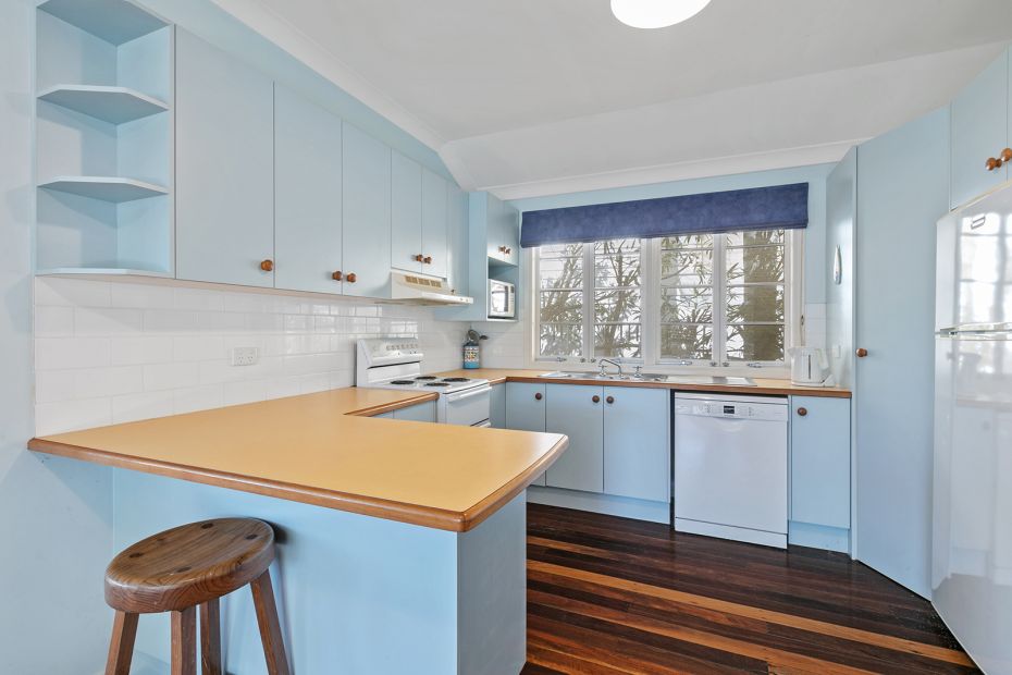 2 Ernest Street, Kings Beach, Qld 4551