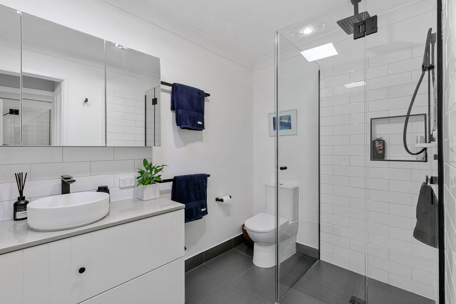 2 Sutherland Street, Dicky Beach, Qld 4551