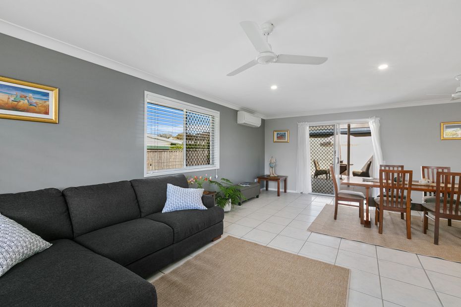2 Sutherland Street, Dicky Beach, Qld 4551