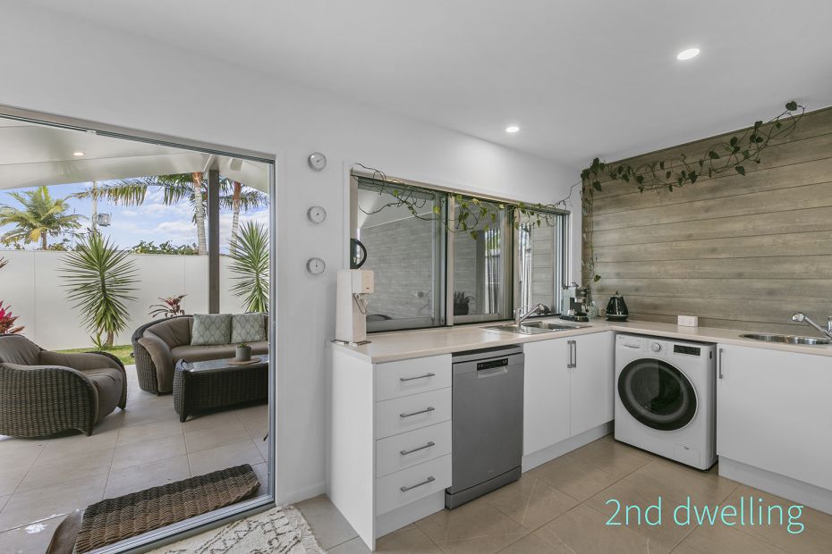 2 Sutherland Street, Dicky Beach, Qld 4551