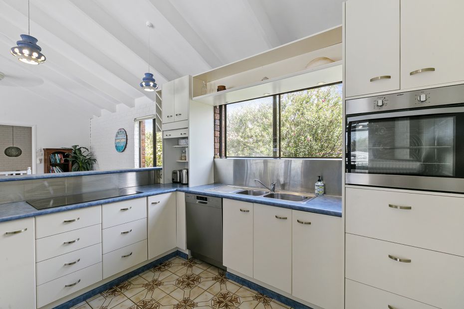 1/11 Banksia Street, Shelly Beach, Queensland 4551