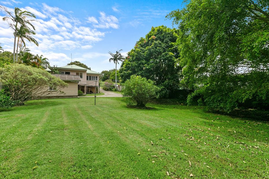 25 Seaview Terrace, Moffat Beach, Qld 4551