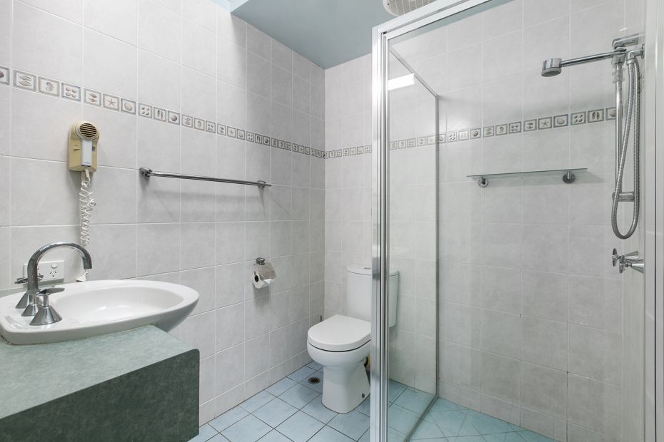 2/1 Bryce Street, Moffat Beach, Qld 4551