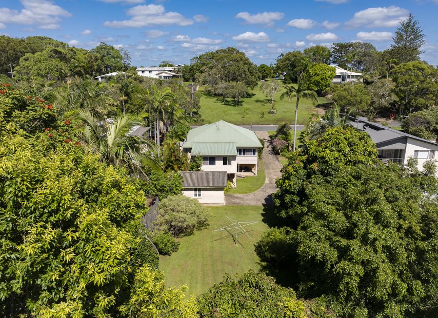 25 Seaview Terrace, Moffat Beach, Qld 4551