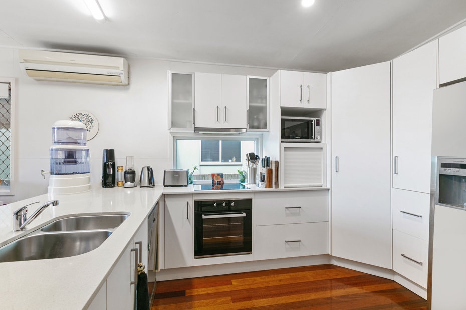 80 Nothling Street, Moffat Beach, Queensland 4551