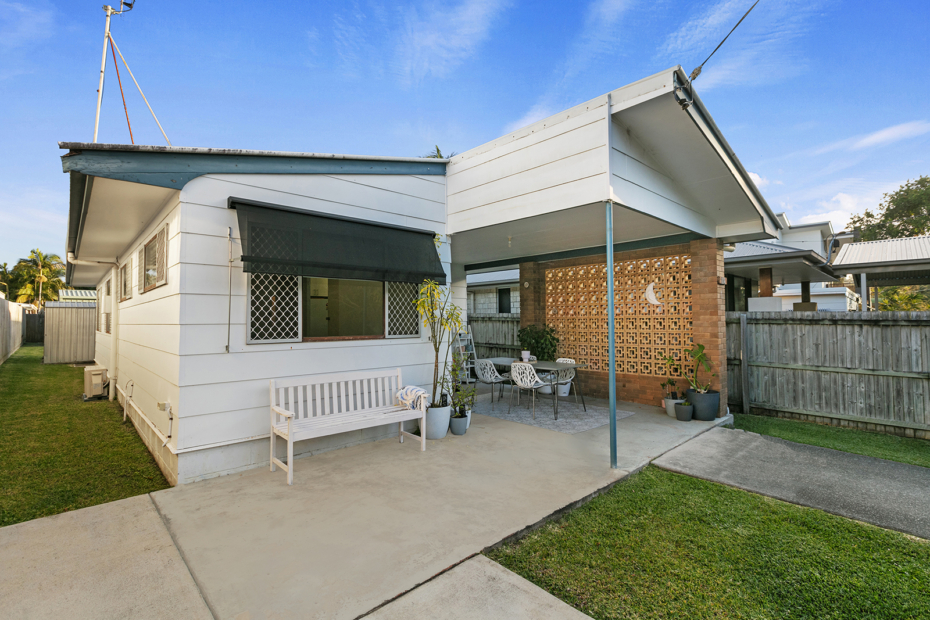 114 Roderick Street, Moffat Beach, Qld 4551 Australia
