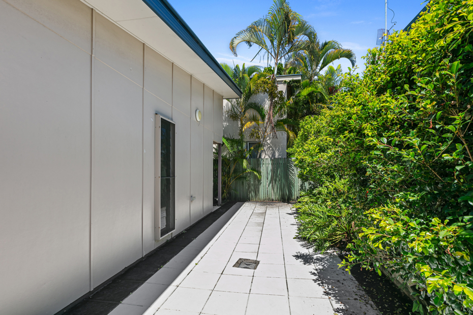 48 Bryce Street, Moffat Beach, Queensland 4551