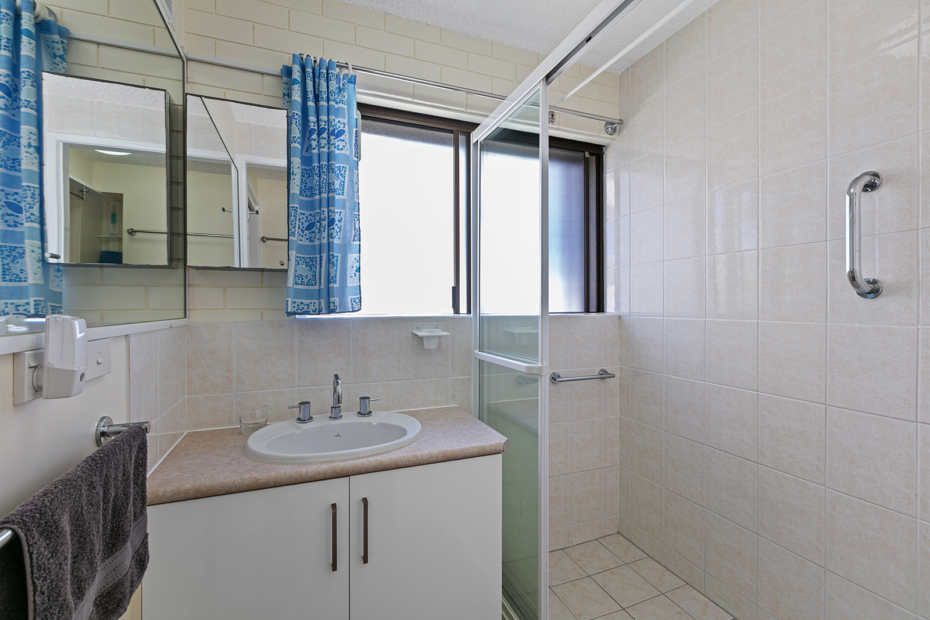 4/1 Moffat Street, Moffat Beach, Queensland 4551
