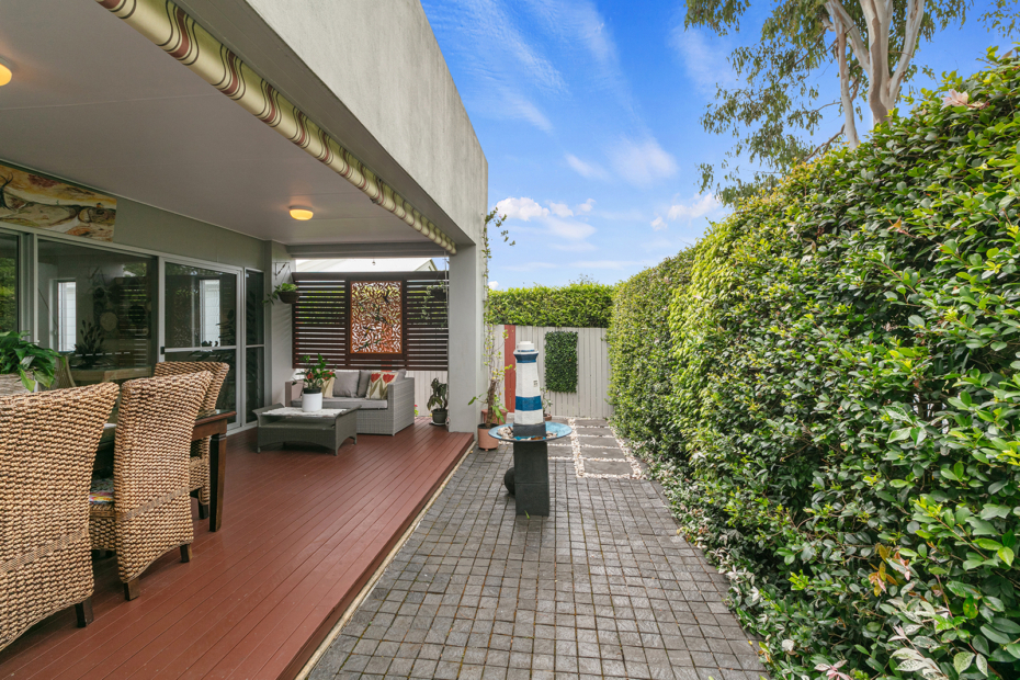 4 Headlands Court, Moffat Beach, Qld 4551