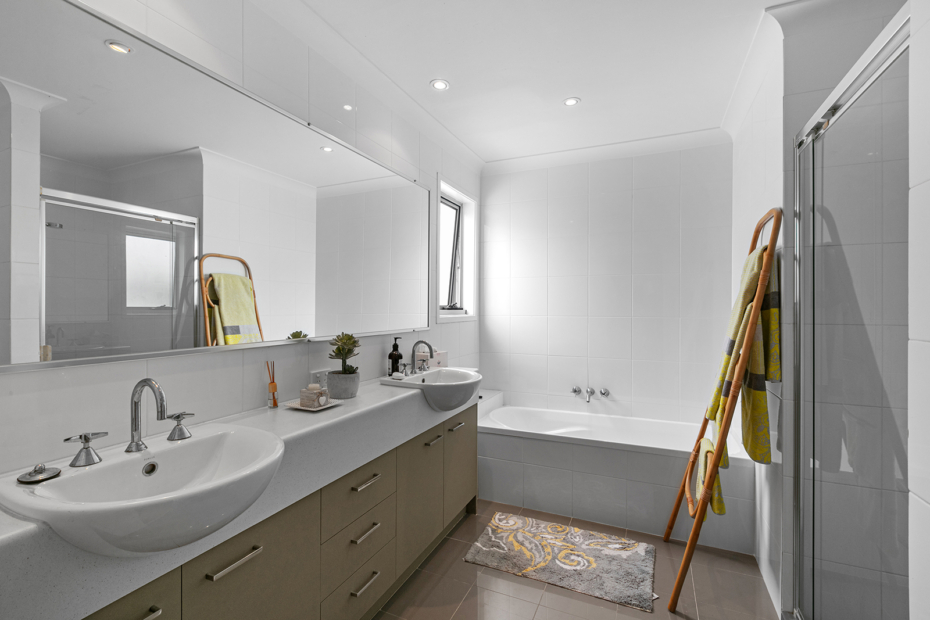 4 Headlands Court, Moffat Beach, Qld 4551