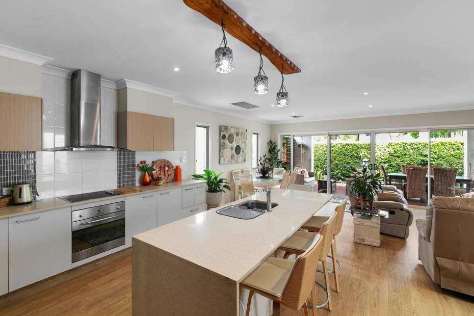 4 Headlands Court, Moffat Beach, Qld 4551