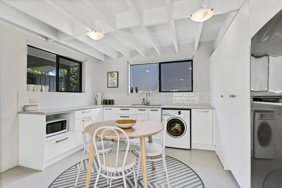 9 Windsor Avenue, Moffat Beach, Qld 4551