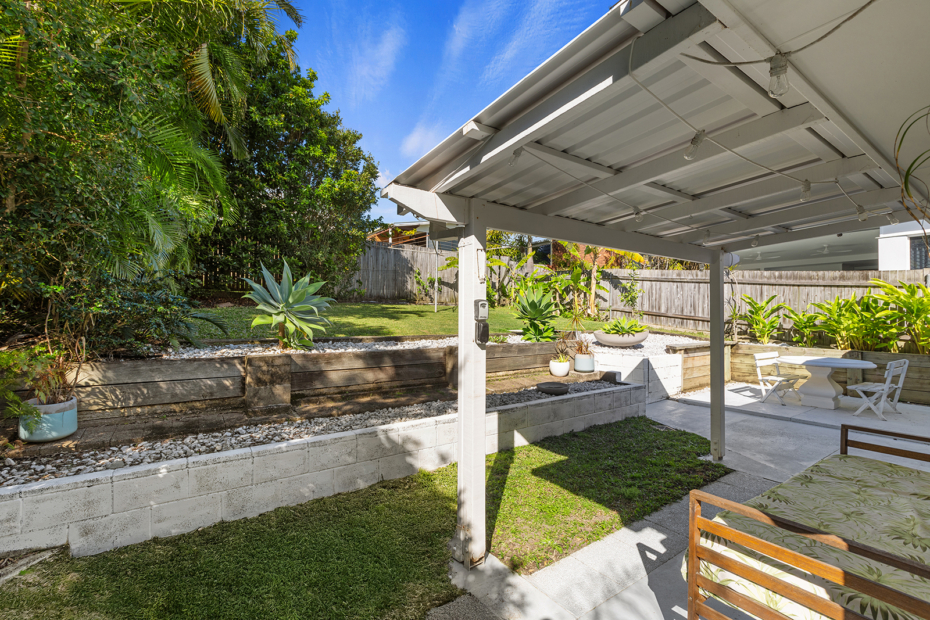 1 Edmund Street, Moffat Beach, Queensland 4551