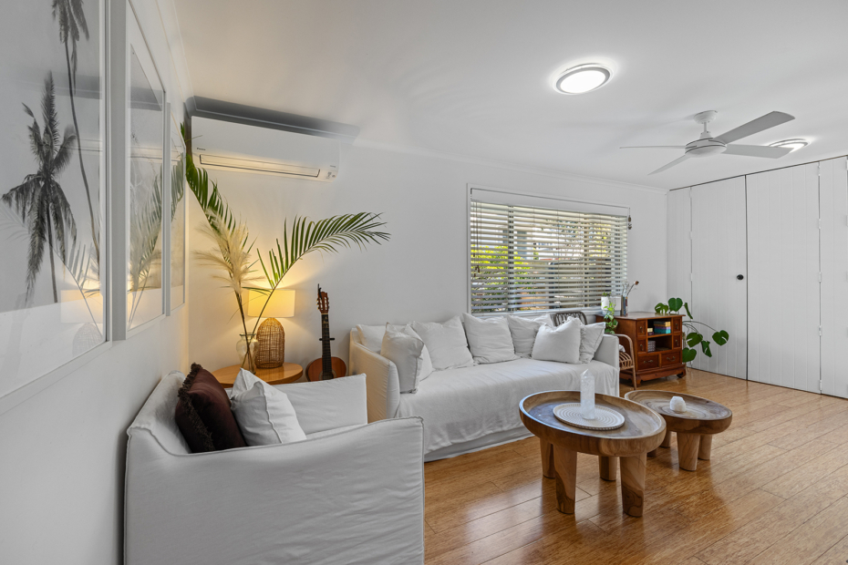 1 Edmund Street, Moffat Beach, Queensland 4551